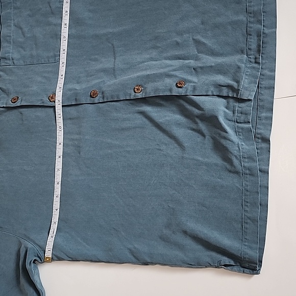 Tommy bahama 100% silk button down shirt/ XL - Picture 7 of 10